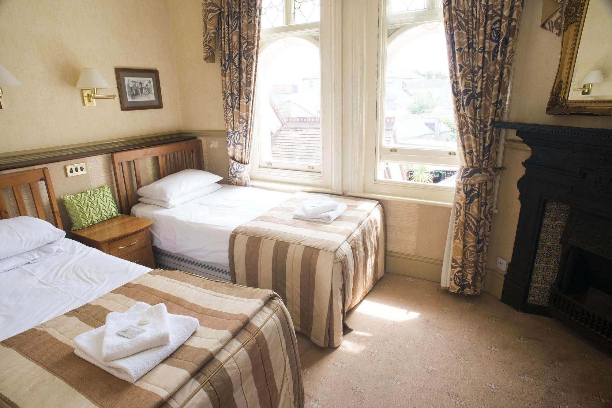 The Railway Hotel Worthing Exteriör bild