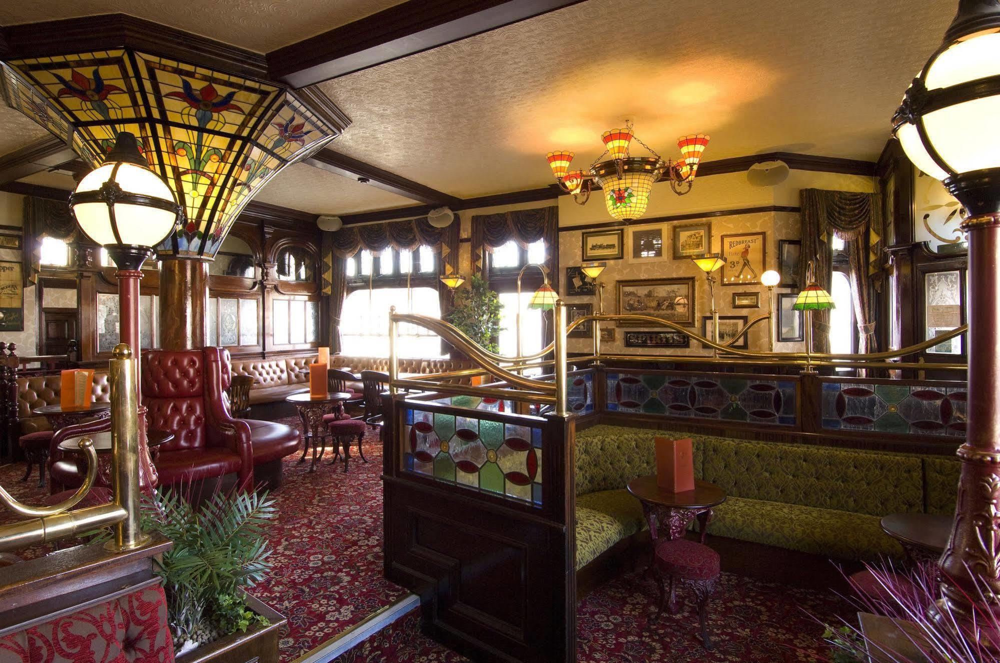 The Railway Hotel Worthing Exteriör bild